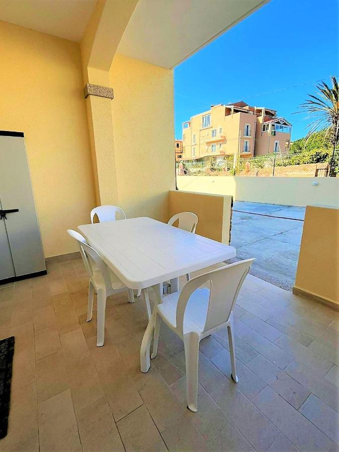 Апартаменти Affitti Moderni La Maddalena - Mada04 Екстер'єр фото